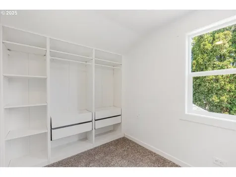 8426 NE Sumner Street Portland OR 97220
