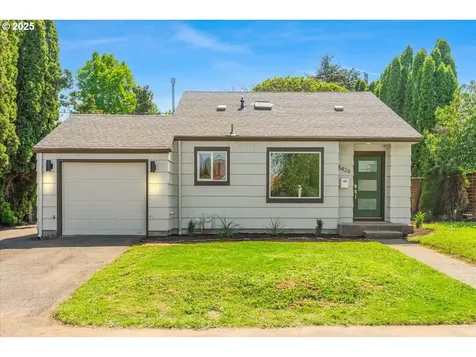 8426 NE Sumner Street Portland OR 97220