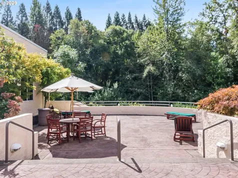 6605 W Burnside Street Portland OR 97210