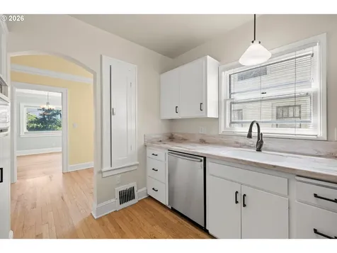 3815 NE 16th Avenue Portland OR 97212
