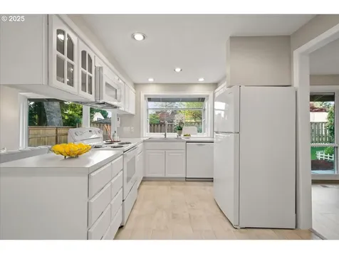 14625 SW Village Lane Beaverton OR 97007
