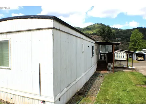 157 Bunting Lane Myrtle Creek OR 97457