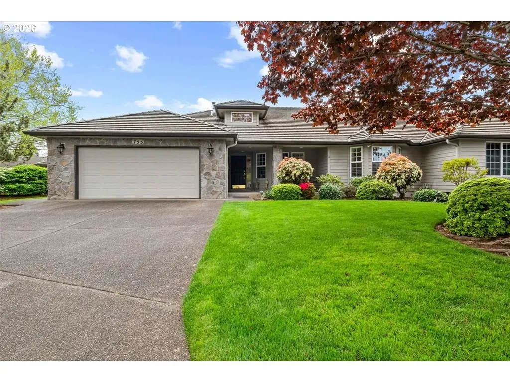 755 Castle Pines Drive N Keizer OR 97303