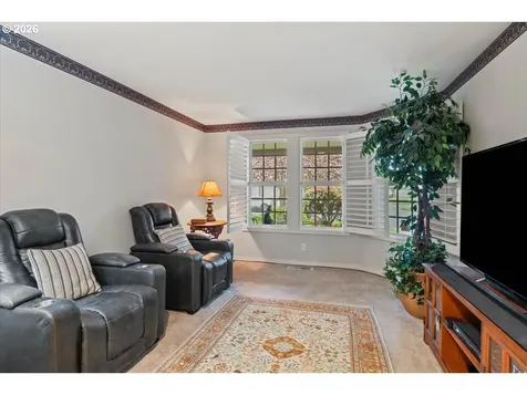 755 Castle Pines Drive N Keizer OR 97303