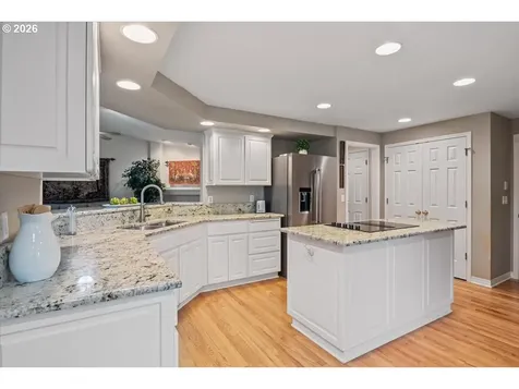 755 Castle Pines Drive N Keizer OR 97303