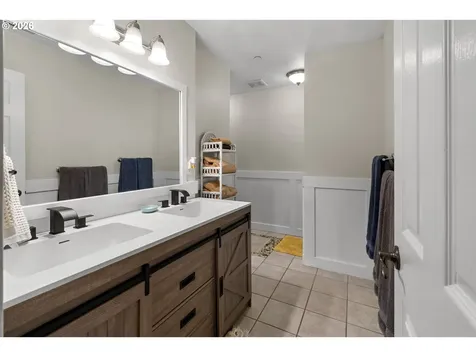 37700 NE Vernon Road Washougal WA 98671