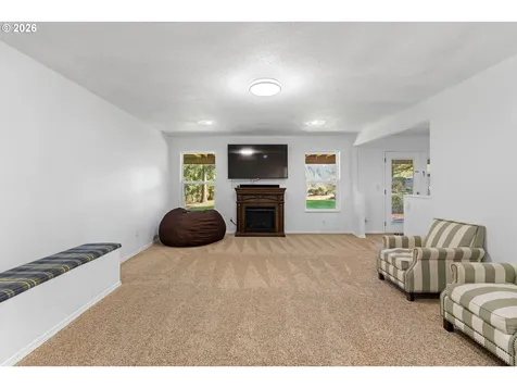 37700 NE Vernon Road Washougal WA 98671