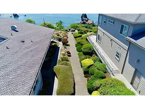 842 Chetco Point Terrace Brookings OR 97415