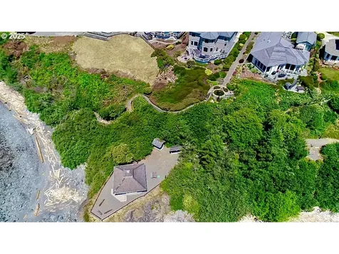 842 Chetco Point Terrace Brookings OR 97415