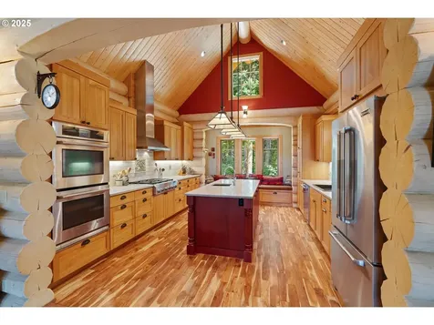 5885 Berry Road Mt Hood Prkdl OR 97041