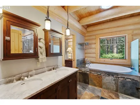 5885 Berry Road Mt Hood Prkdl OR 97041