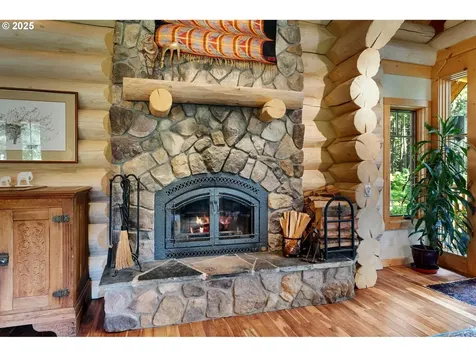 5885 Berry Road Mt Hood Prkdl OR 97041