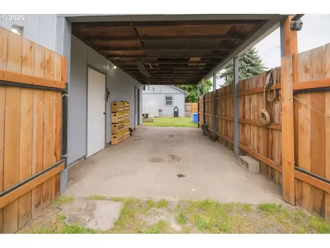 249 27th Avenue Longview WA 98632