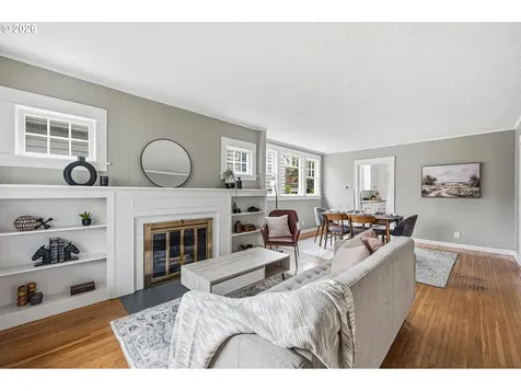 2801 NE 35th Place Portland OR 97212