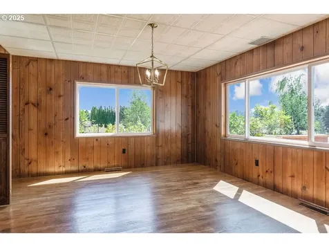 1314 SE Christensen Road Corbett OR 97019