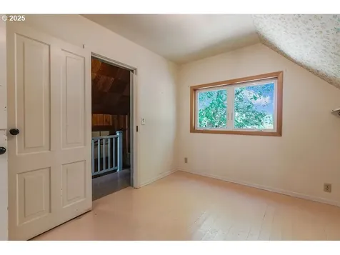 1314 SE Christensen Road Corbett OR 97019