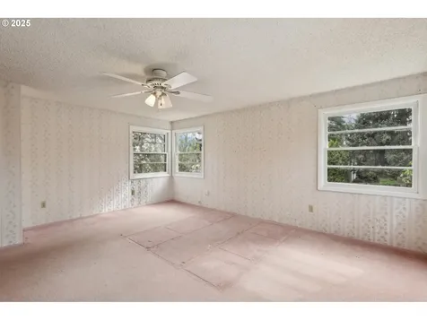 2135 SE Minter Bridge Road Hillsboro OR 97123