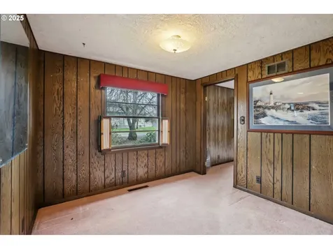 2135 SE Minter Bridge Road Hillsboro OR 97123