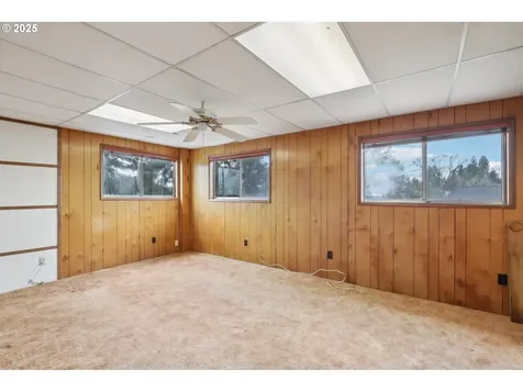 2135 SE Minter Bridge Road Hillsboro OR 97123