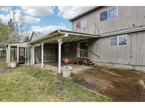 2135 SE Minter Bridge Road Hillsboro OR 97123