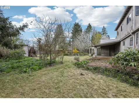2135 SE Minter Bridge Road Hillsboro OR 97123