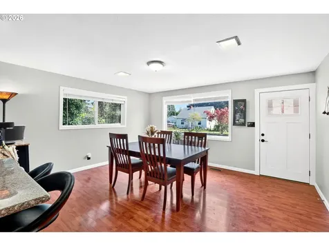 1609 SE 148th Avenue Portland OR 97233