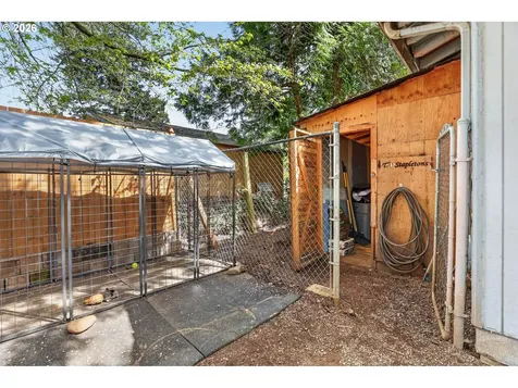 1609 SE 148th Avenue Portland OR 97233