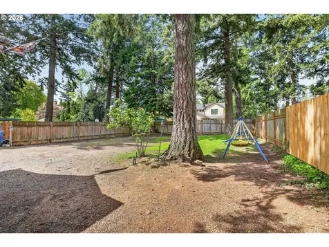 1609 SE 148th Avenue Portland OR 97233