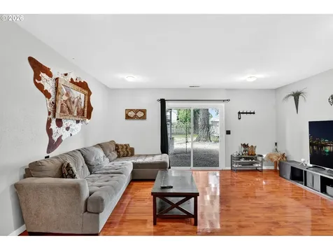 1609 SE 148th Avenue Portland OR 97233