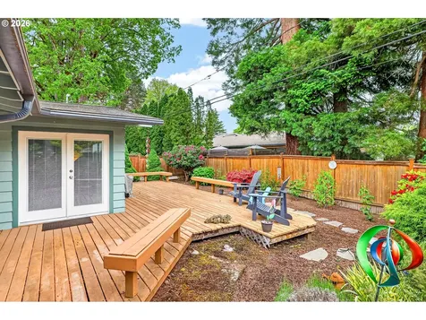 6825 SW Rollingwood Drive Beaverton OR 97008
