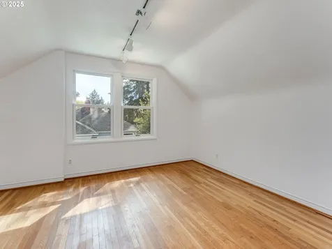 11320 SW 55th Avenue Portland OR 97219