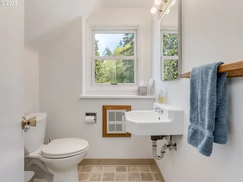11320 SW 55th Avenue Portland OR 97219
