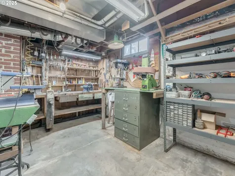 11320 SW 55th Avenue Portland OR 97219