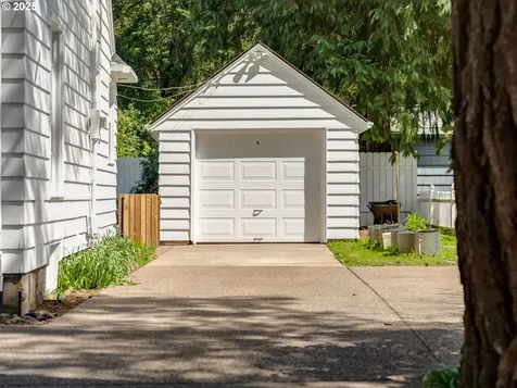 11320 SW 55th Avenue Portland OR 97219