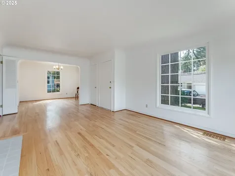 11320 SW 55th Avenue Portland OR 97219