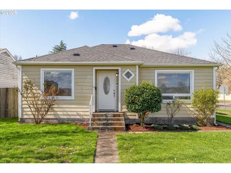 835 20th Avenue Longview WA 98632