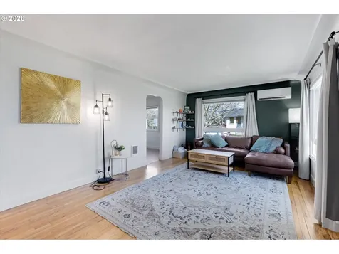 835 20th Avenue Longview WA 98632