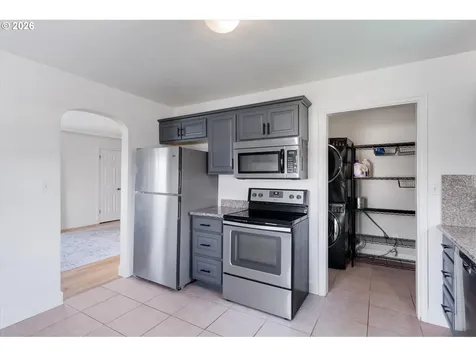 835 20th Avenue Longview WA 98632