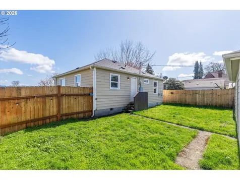 835 20th Avenue Longview WA 98632