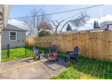 835 20th Avenue Longview WA 98632