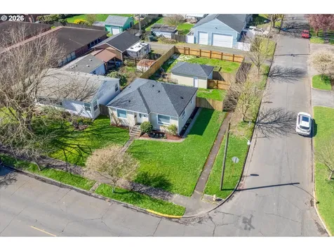 835 20th Avenue Longview WA 98632