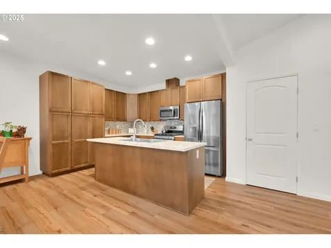 3825 Brighton Avenue Eugene OR 97405