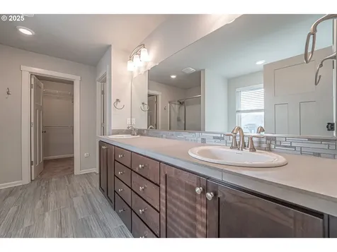 3521 S Kennedy Drive Ridgefield WA 98642