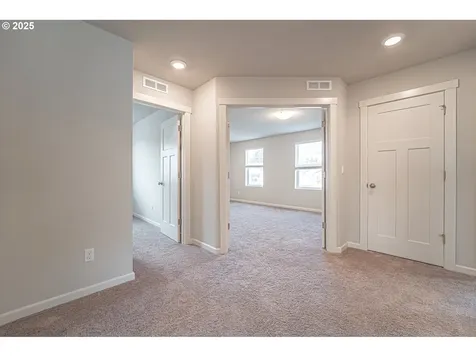 3521 S Kennedy Drive Ridgefield WA 98642