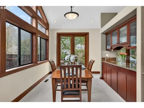 17907 Cardinal Drive Lake Oswego OR 97034