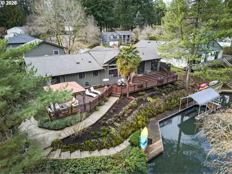 17907 Cardinal Drive Lake Oswego OR 97034