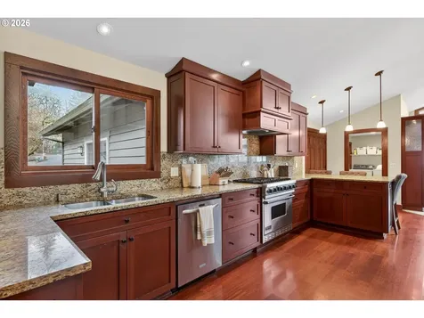 17907 Cardinal Drive Lake Oswego OR 97034