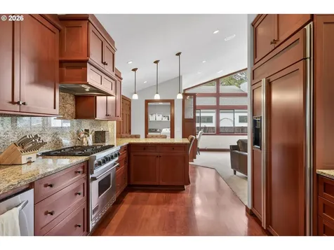 17907 Cardinal Drive Lake Oswego OR 97034