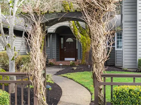 17907 Cardinal Drive Lake Oswego OR 97034