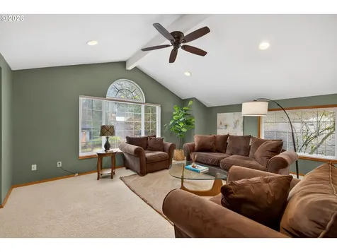 17907 Cardinal Drive Lake Oswego OR 97034